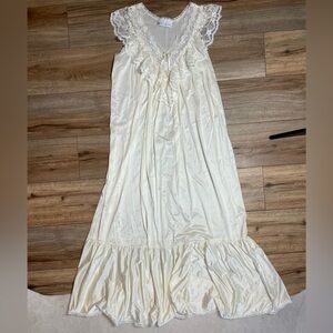 Vintage Vandemere romantic, Victorian, Cottagecore, Croquette Night slip gown